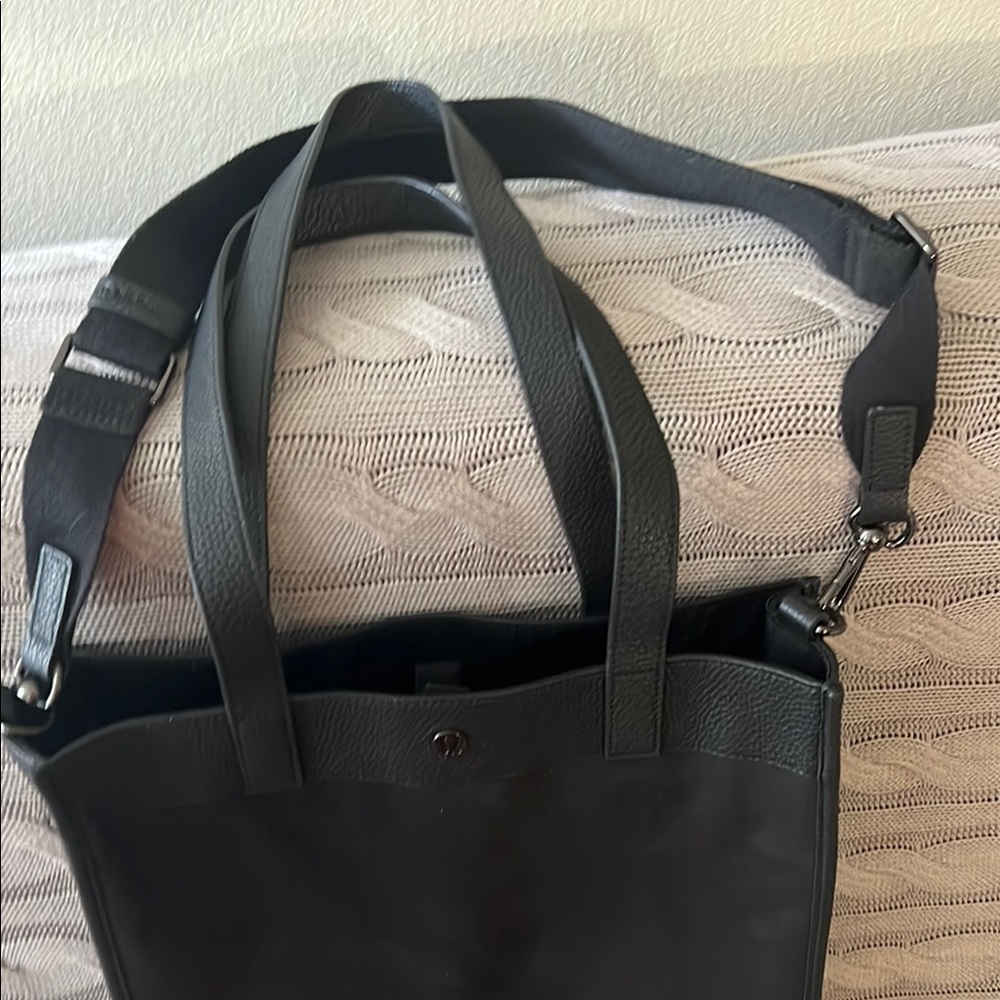 Lululemon Athletica Black Crossbody Bag Minimalist Design - Picture 2 of 14